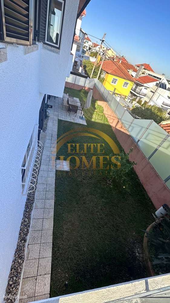 Moradia Independente T4 com Jardim e Vista Rio em Vila Fria – Porto Sa-20