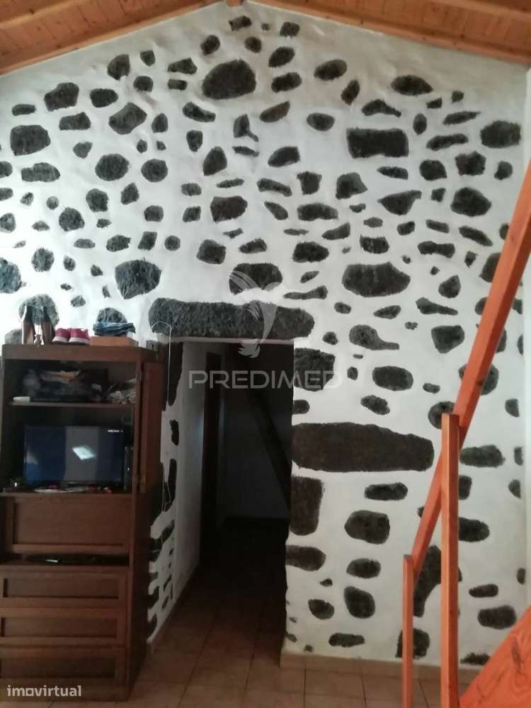 Moradia Estilo Rústico - Grande imagem: 4/17