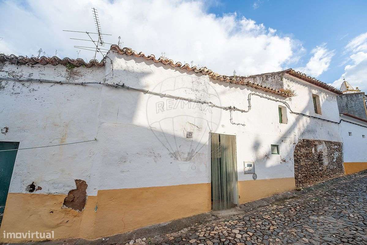 Moradia T2 para venda-5