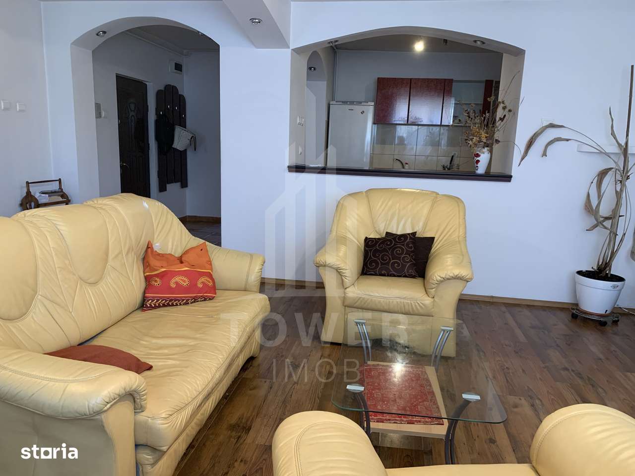Apartament 2 camere de închiriat - Imagine principală: 2/9