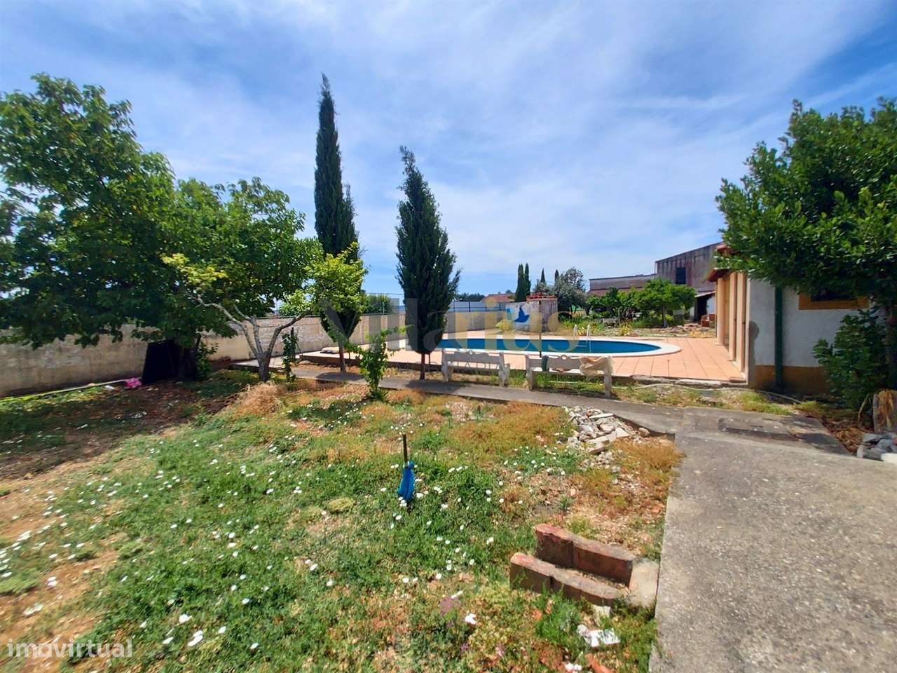 Moradia T2 com Piscina, Pomar e Garagens Duplas a 5 Minutos de Tomar |-16