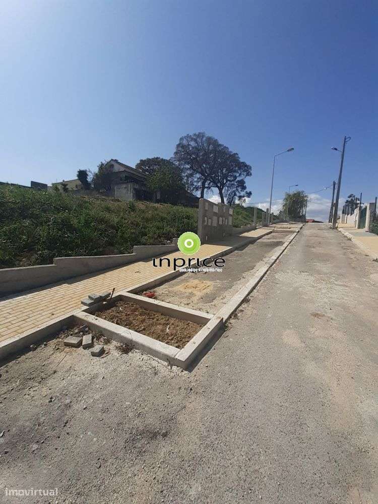 LOTE DE TERRENO PARA CONSTRUÇÃO | QUINTA DO FUNCHALINHO – CAPARICA-3