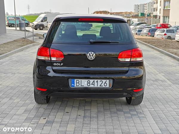 Volkswagen Golf - 5