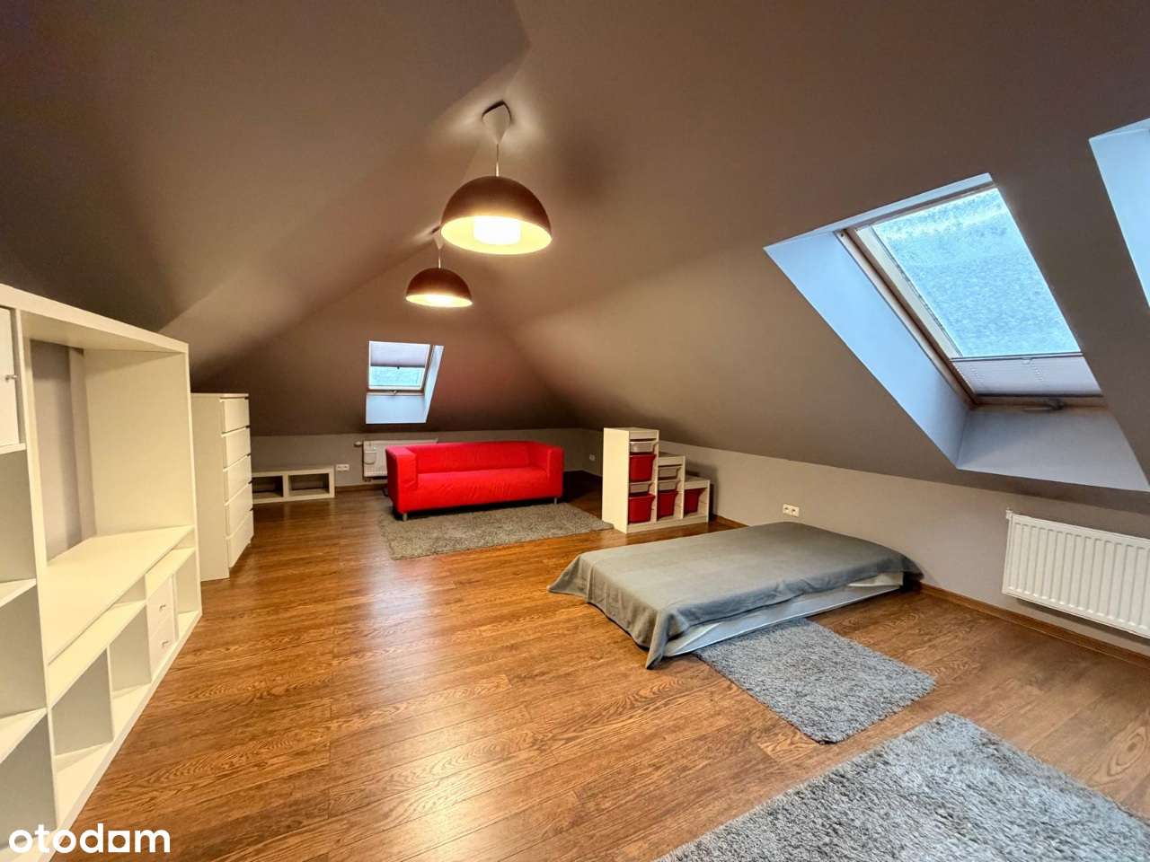 Na sprzedaż elegancki i klimatyczny dom wolnostojacy-14