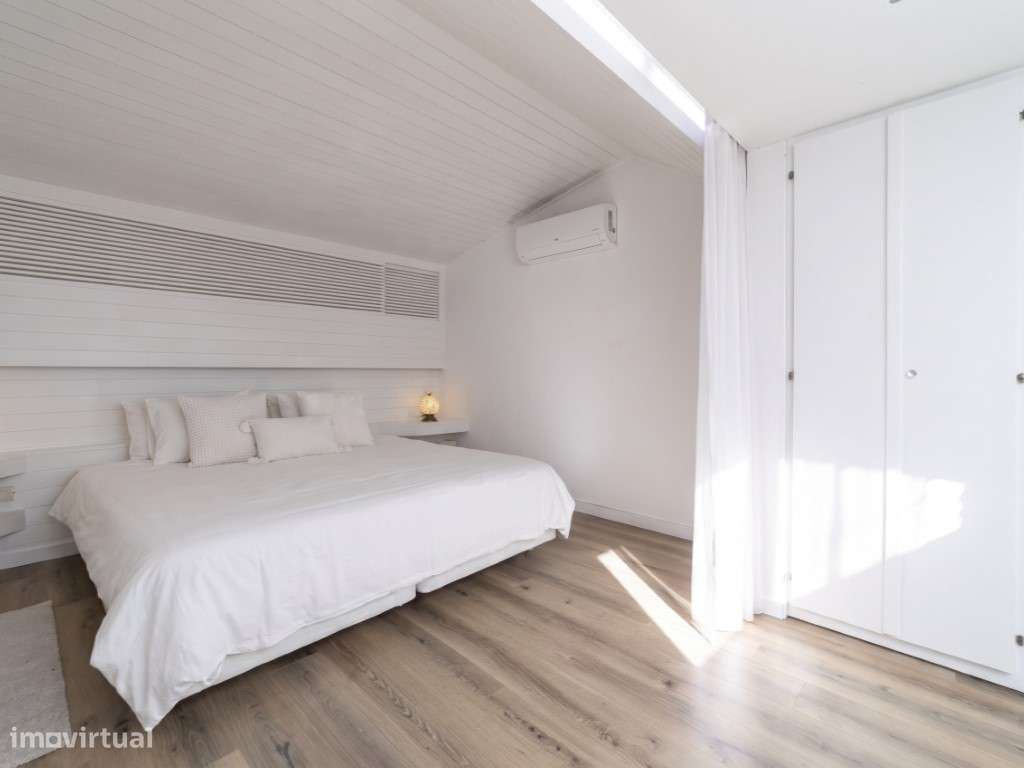 Moradia Térrea T5 com Piscina - Arquitetura Intemporal no Algarve-13