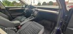 Volkswagen Passat 2.0 TDI DSG Highline - 9