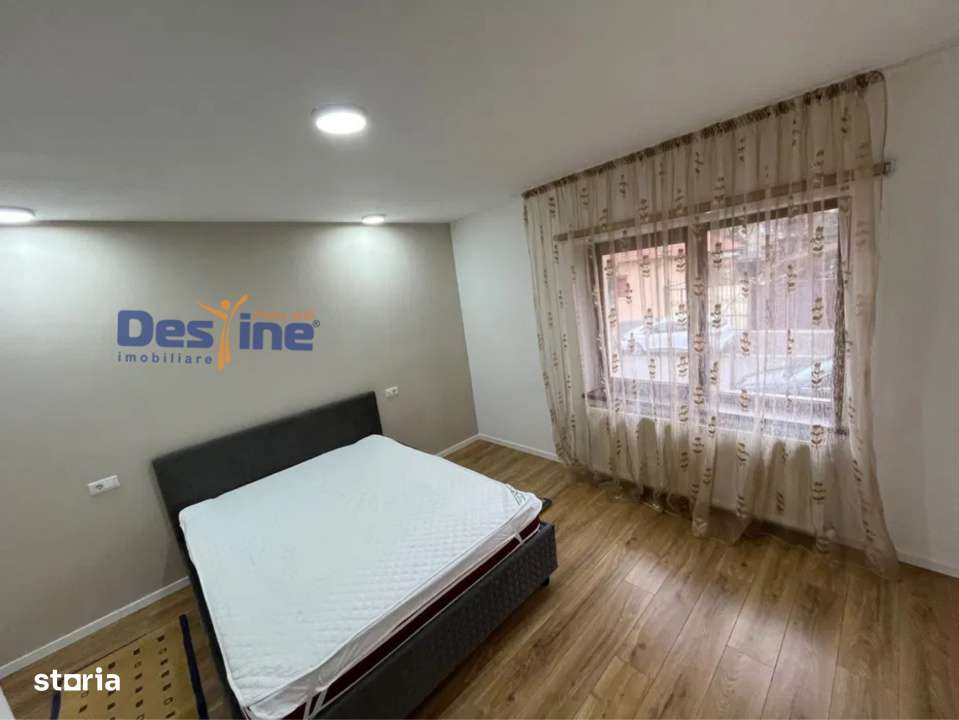 Casa cu 3 camere, recent renovata in 2024, suprafata de 100 mp, in zon - Imagine principală: 5/7