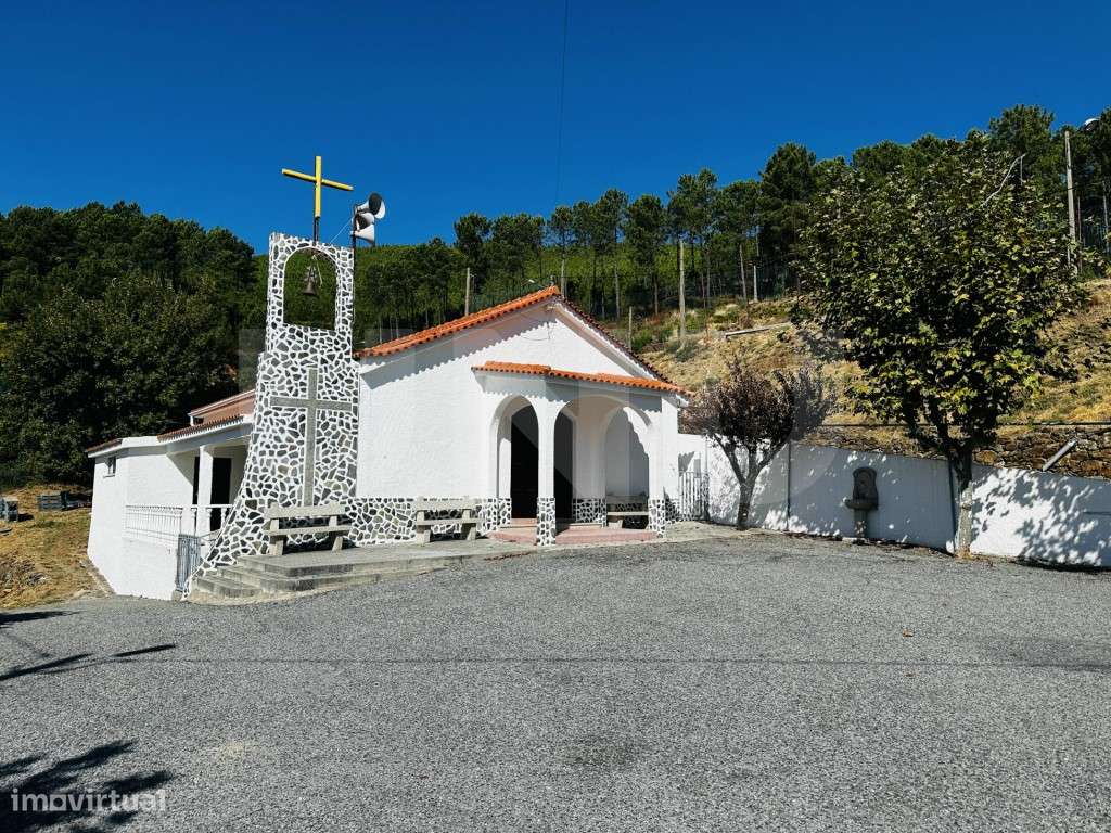 Moradia Espaçosa com Terreno e Potencial de Investimento - Atalaia,...-38