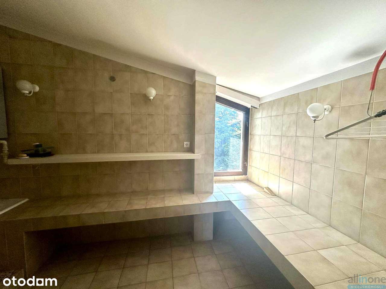 Dom z potencjałem |  22ar działka |  tylko 9 km od Rynku Głównego-12