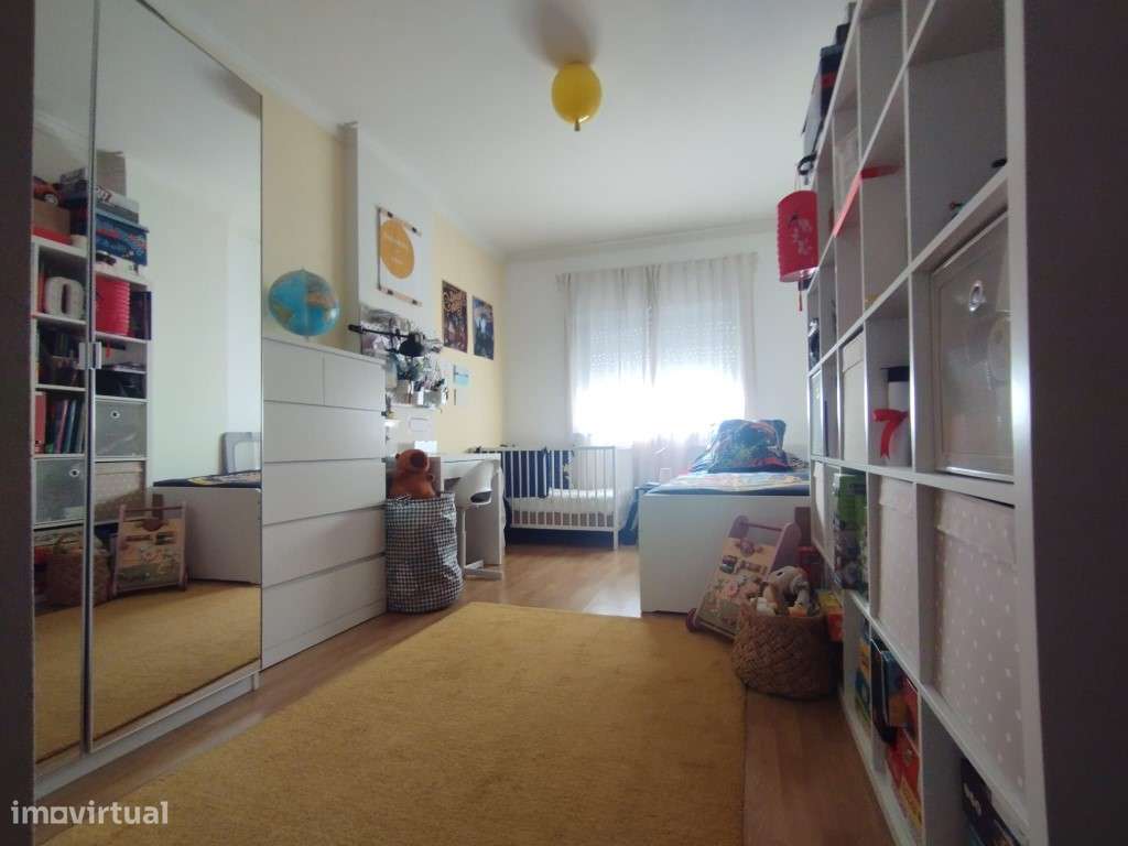 T2 com estacionamento e arrecadação em São Marcos-11