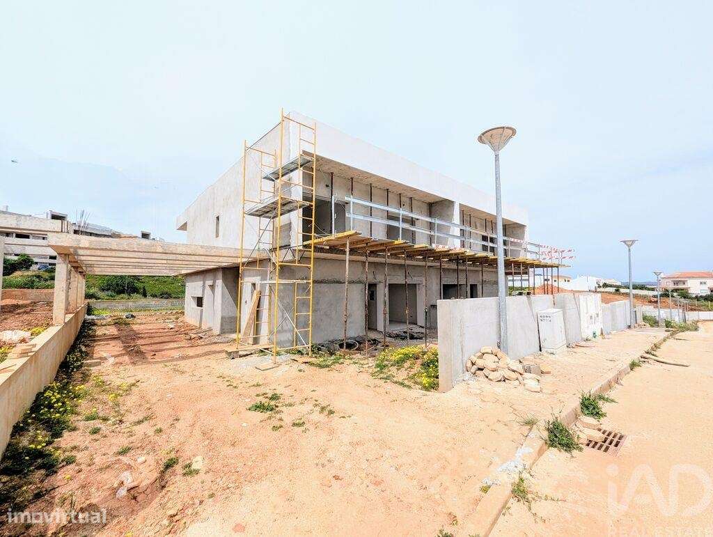 Casa / Villa T4 em Estômbar e Parchal de 250,00 m2 - Grande imagem: 5/29