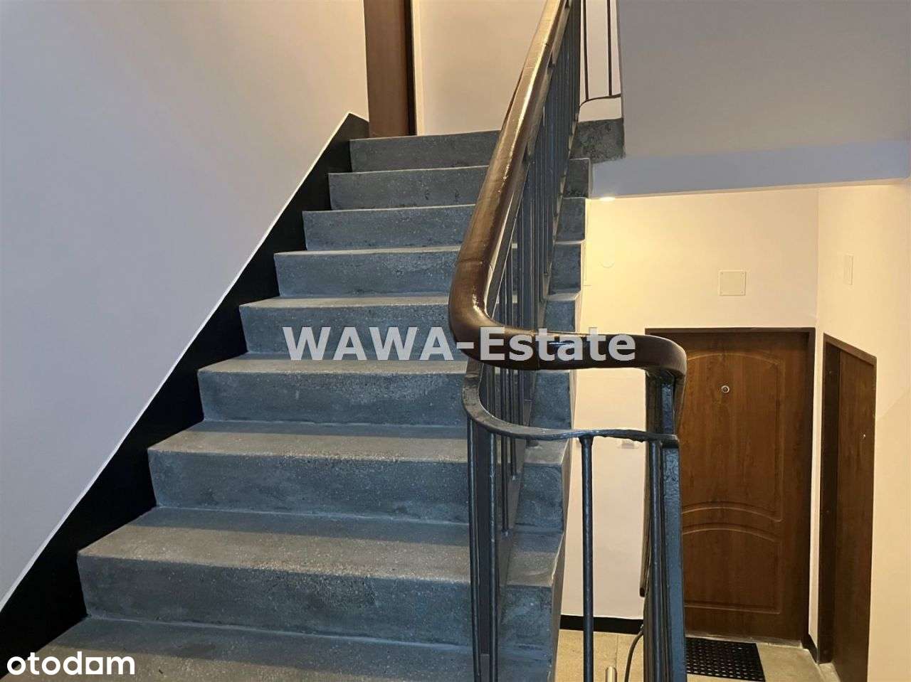 Śródmieście. Dwa pokoje. Po remoncie. Metro.-16