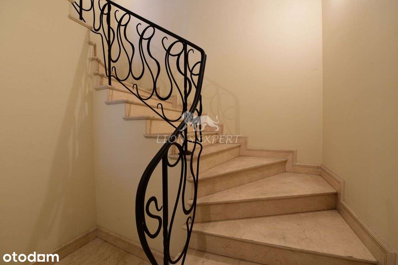 Nowa kamieniczka. Centrum. Tenement House Centre.-5