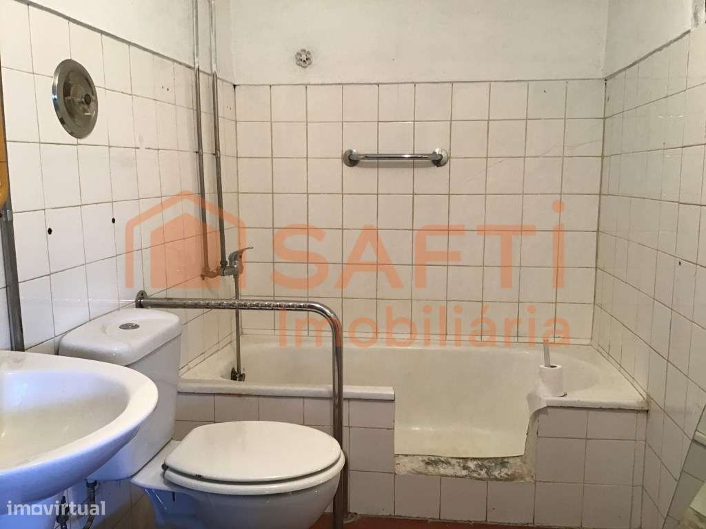 MORADIA T3 ISOLADA COM TERRENO-8