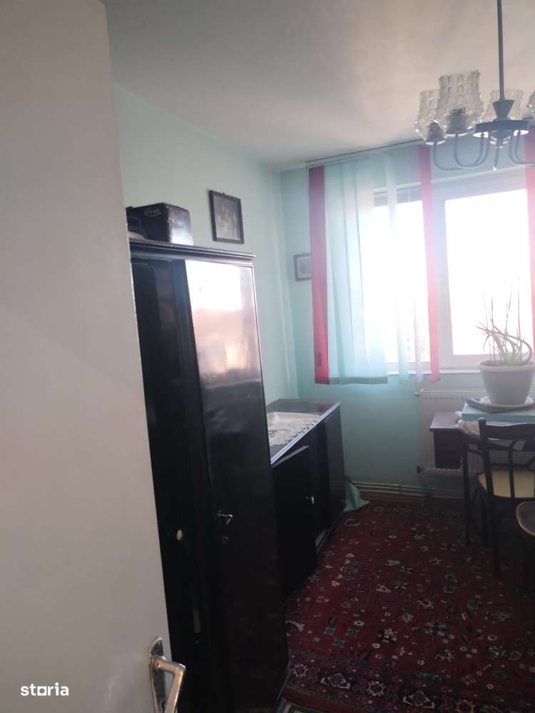 Apartament cu 3 camere - Piata Chirila - Imagine principală: 5/10