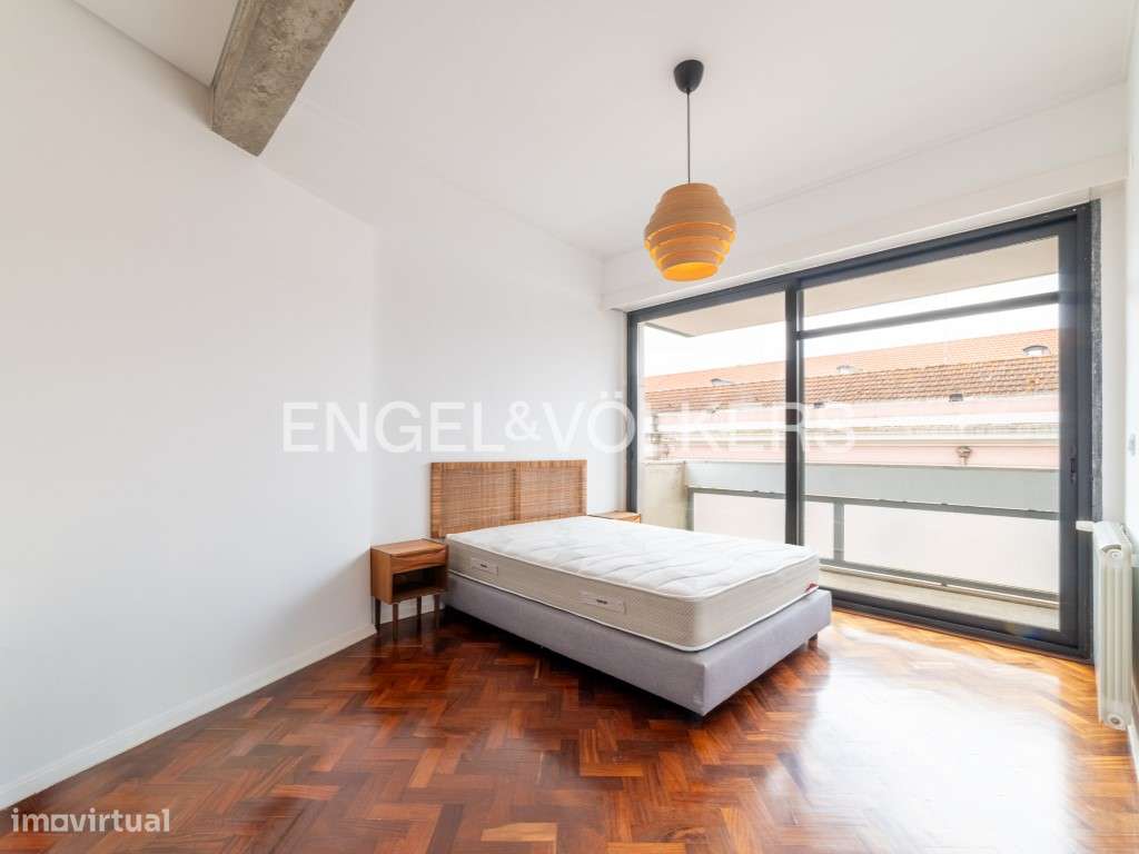 Apartamento T3 renovado no Principe Real-19