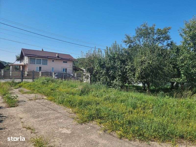 Casa si teren de vanzare - Imagine principală: 5/8