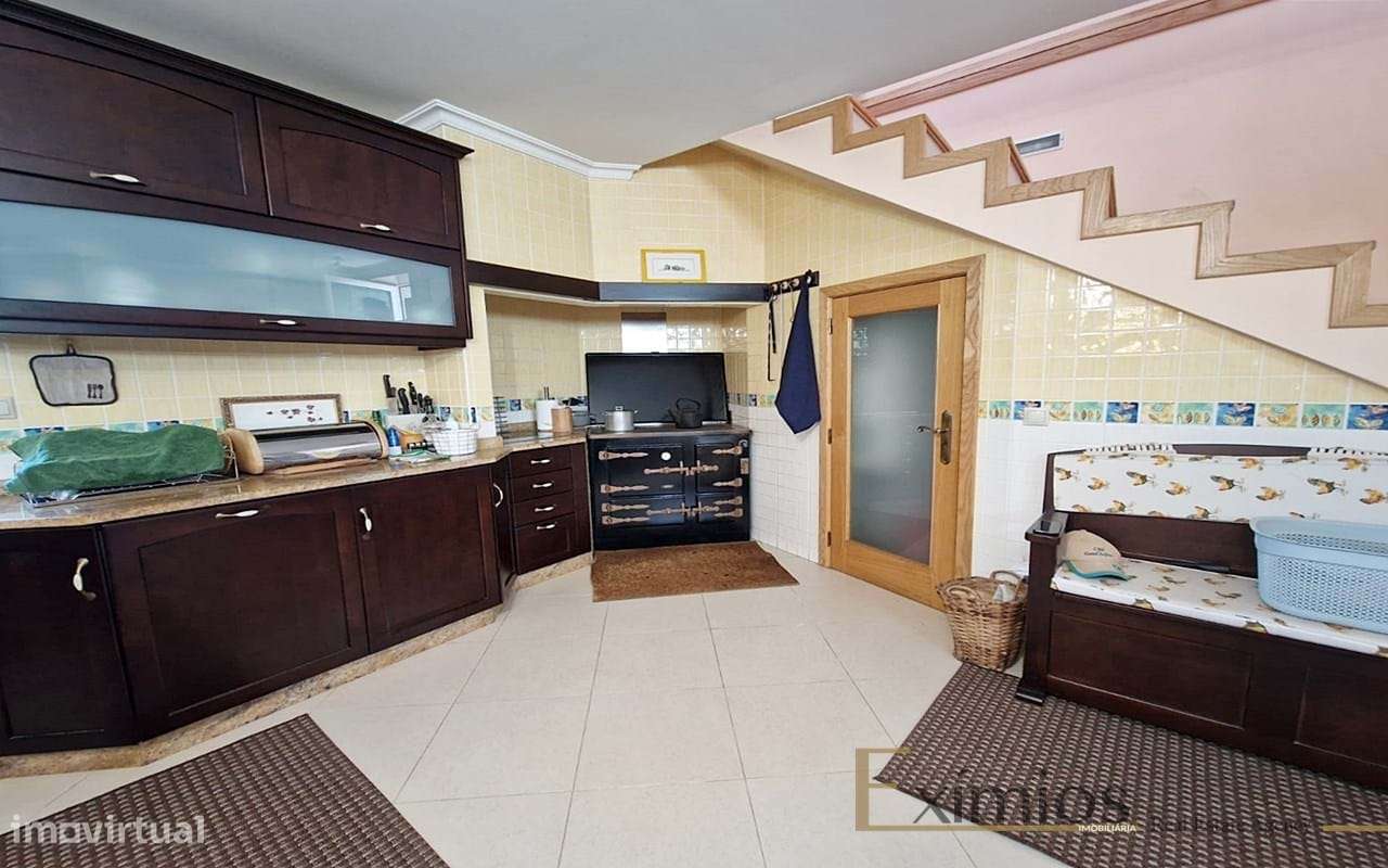 Moradia V3, com vista sobre o alto Douro e garagem, em Sabrosa - Grande imagem: 5/26