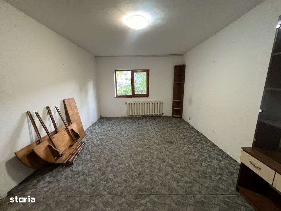 Apartament 4 camere zona Nicolina - Imagine principală: 2/10