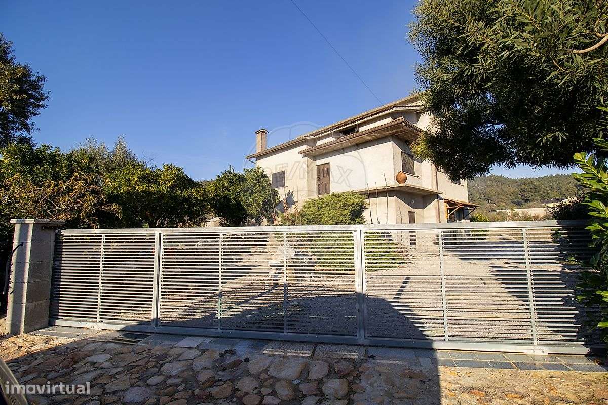 Moradia T4 para venda-43