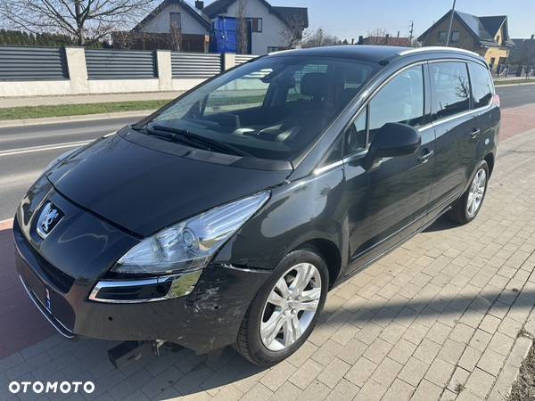 Peugeot 5008 - 4