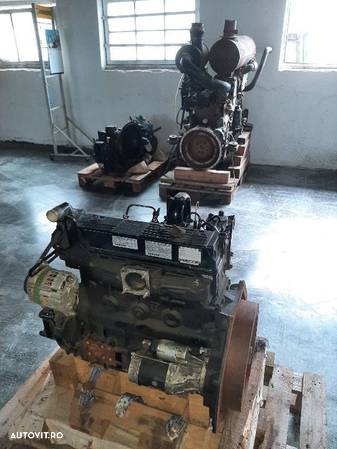 Motor Yanmar 8YDXL3.32R4N , model 3VNQA - 6