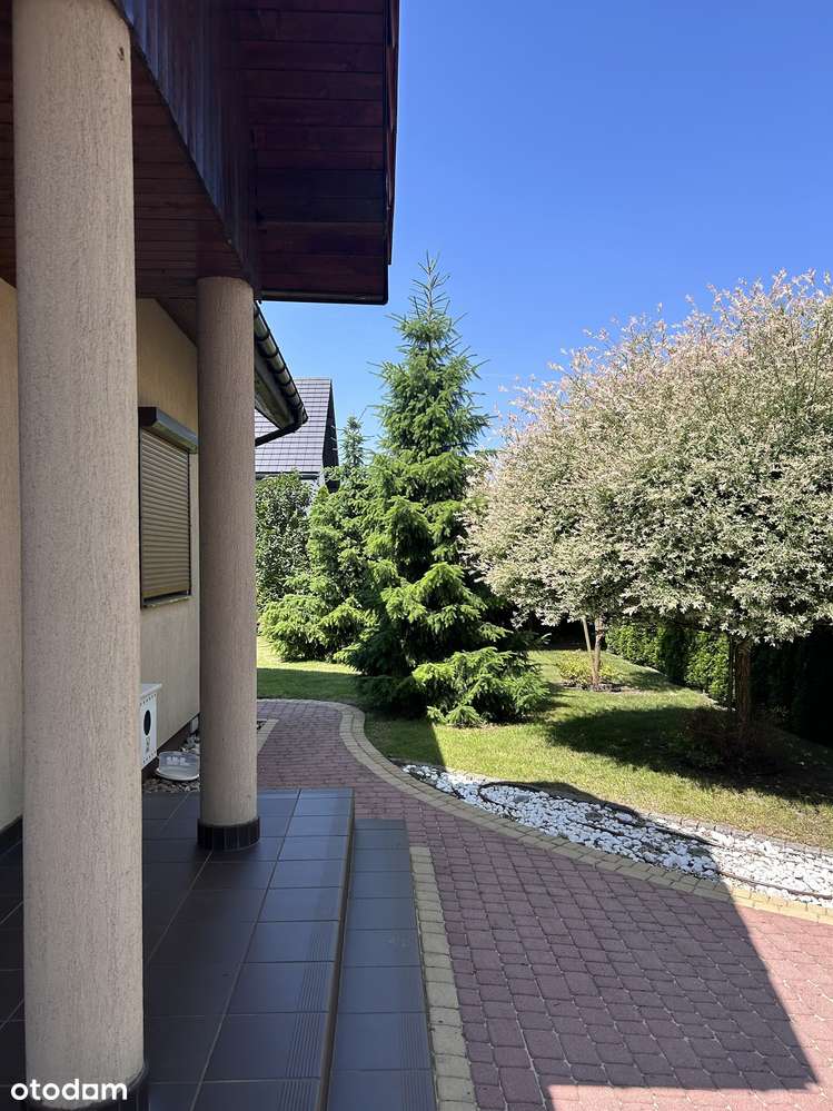 Pietrzykowice gmina Kąty Wrocławskie wolnostojący 2010 rok-4