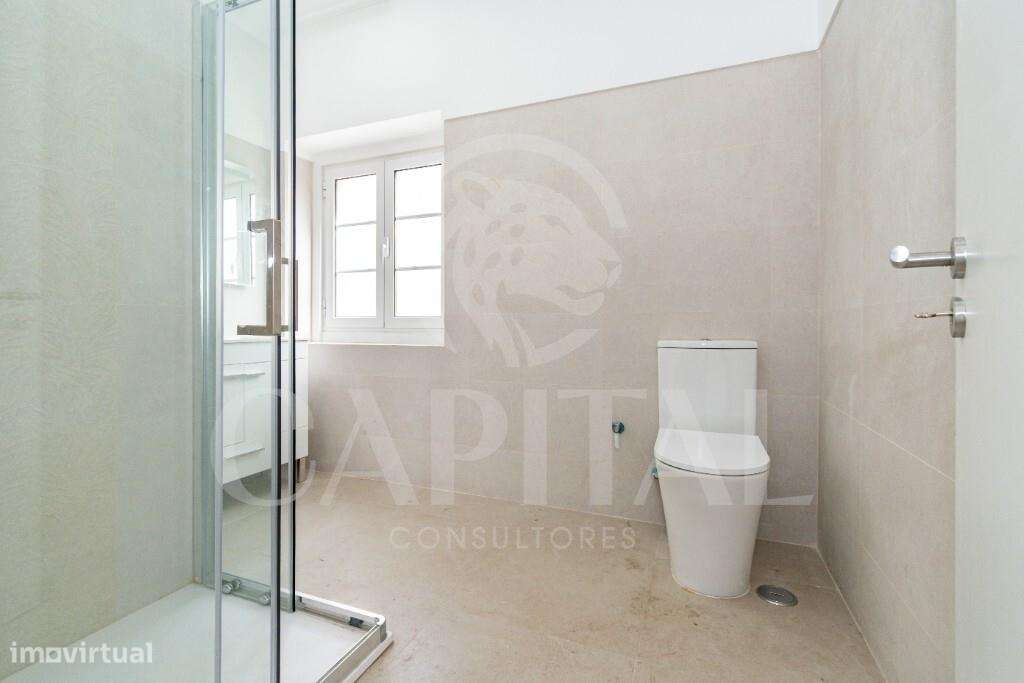 T4 Remodelado com Terraço Amplo | 3 Frentes | Olivais – Metro - Grande imagem: 5/31