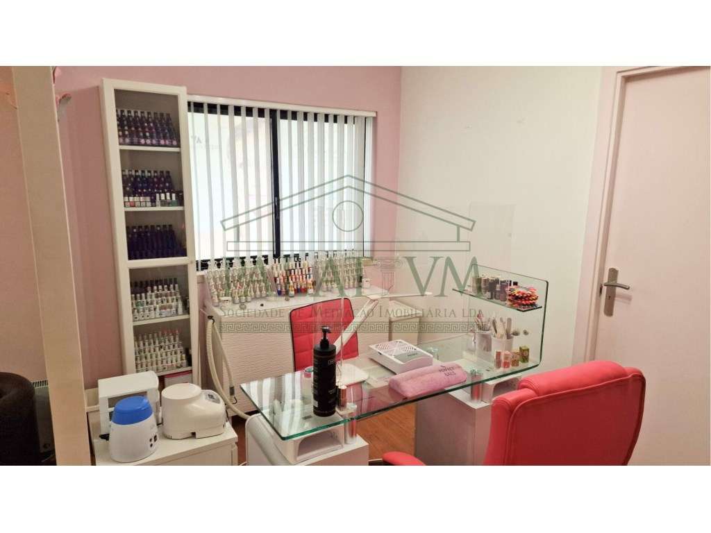 Espaço para escritório em Almada-4