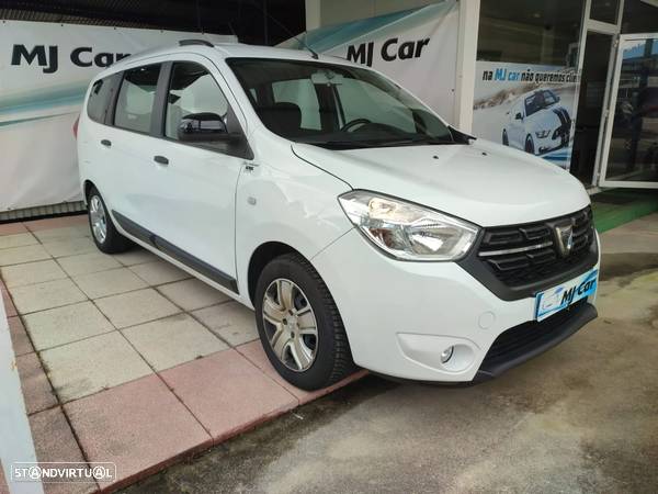 Dacia Lodgy 1.6 SCe Confort+ 7L Bi-Fuel - 1