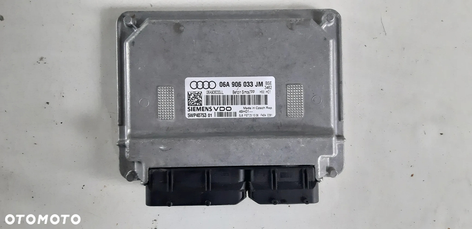 KOMPUTER STEROWNIK silnika KOMPUTER SILNIKA AUDI A3 06A906033JM - 1