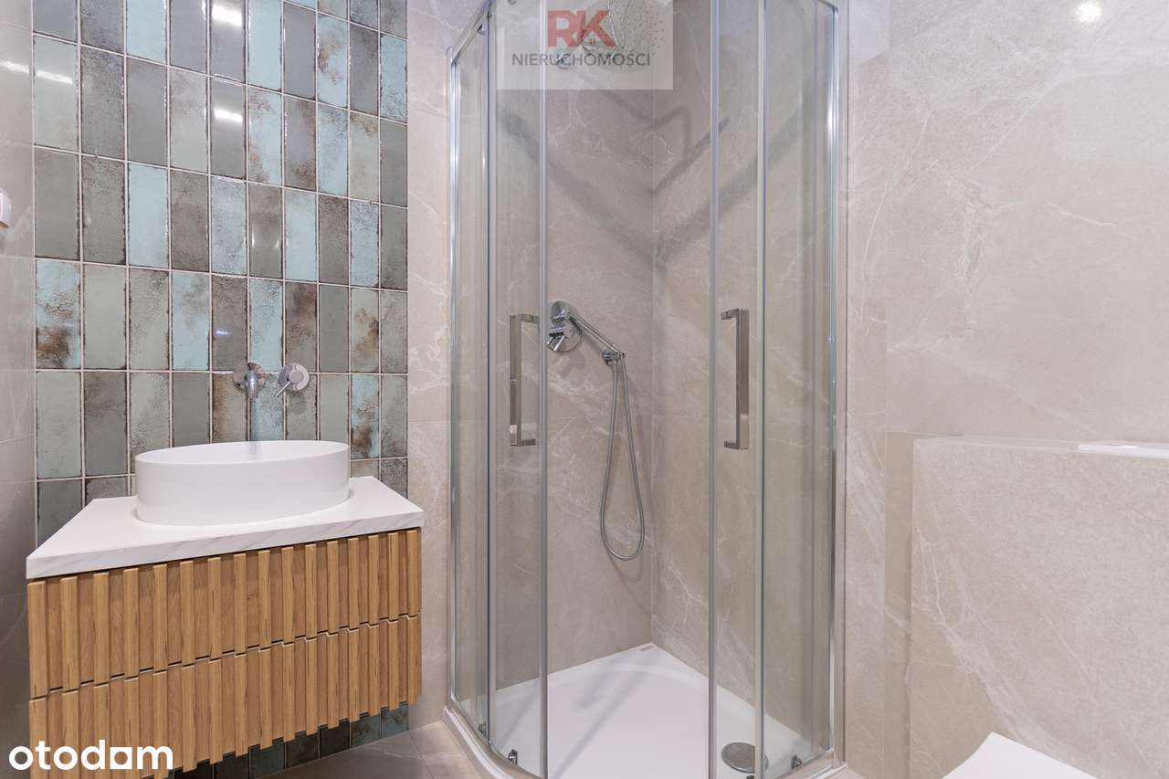 Do sprzedania lokal usługowy po generalnym remoncie-12