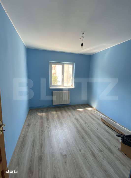 Apartament de 3 camere, 2 bai si balcon inchis, etaj intermediar - Imagine principală: 5/15