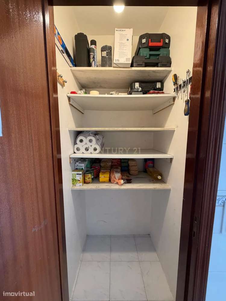 Apartamento T2 em S. Marcos-9