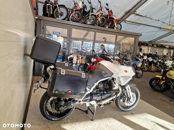 Moto Guzzi Stelvio - 17