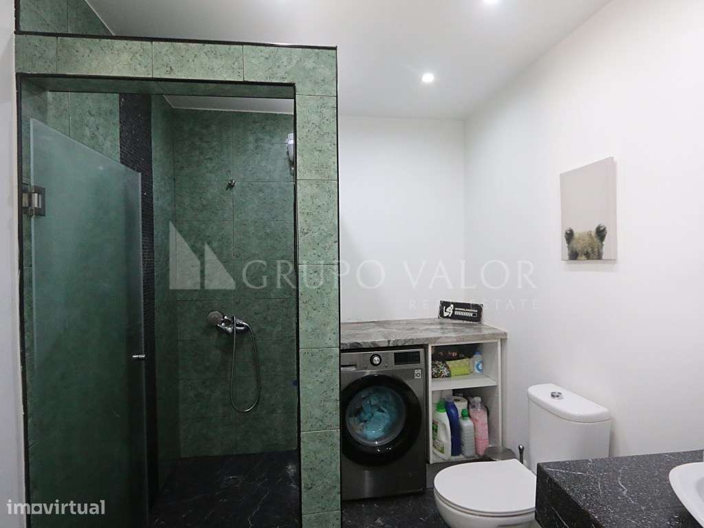 Moradia T1 com logradouro, em Asfamil, Rio de Mouro-13