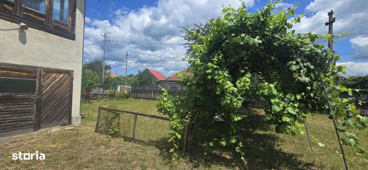 Brebu, Prahova,teren 2232mp + doua constructii in suprafata de 382mp,-7