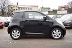 Toyota iQ - 3