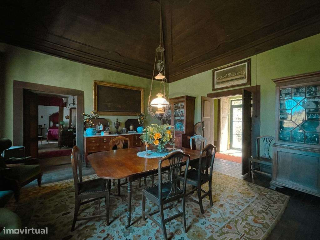 Casa Senhorial Brasonada do Século XVIII na Região do Douro-34