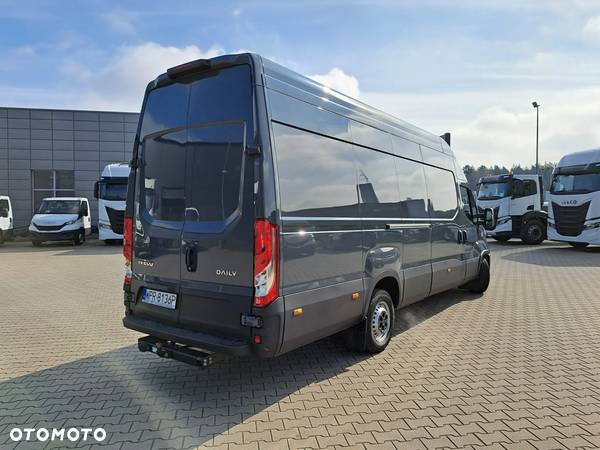 Iveco 35S18V 18m3 MAXI 2100 Wysoki Hak Sklejka Ledy Nawigacja Full Opcja ! Krajowy 180KM !!! - 3