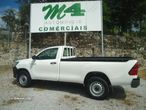 Toyota Hilux D-4D Cabine Simples - 24