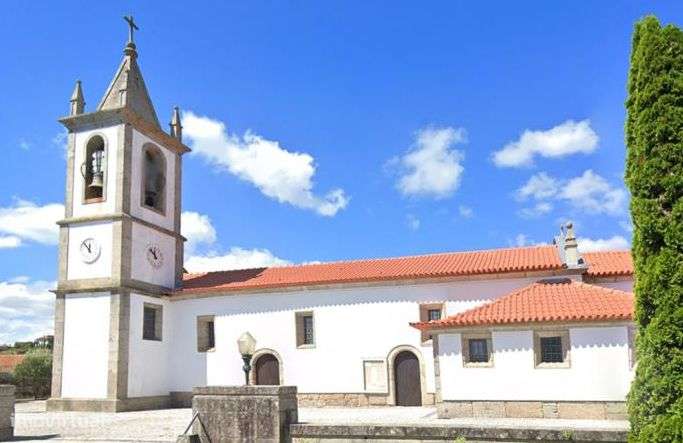 Vende-se Moradia Paços de Ferreira-24