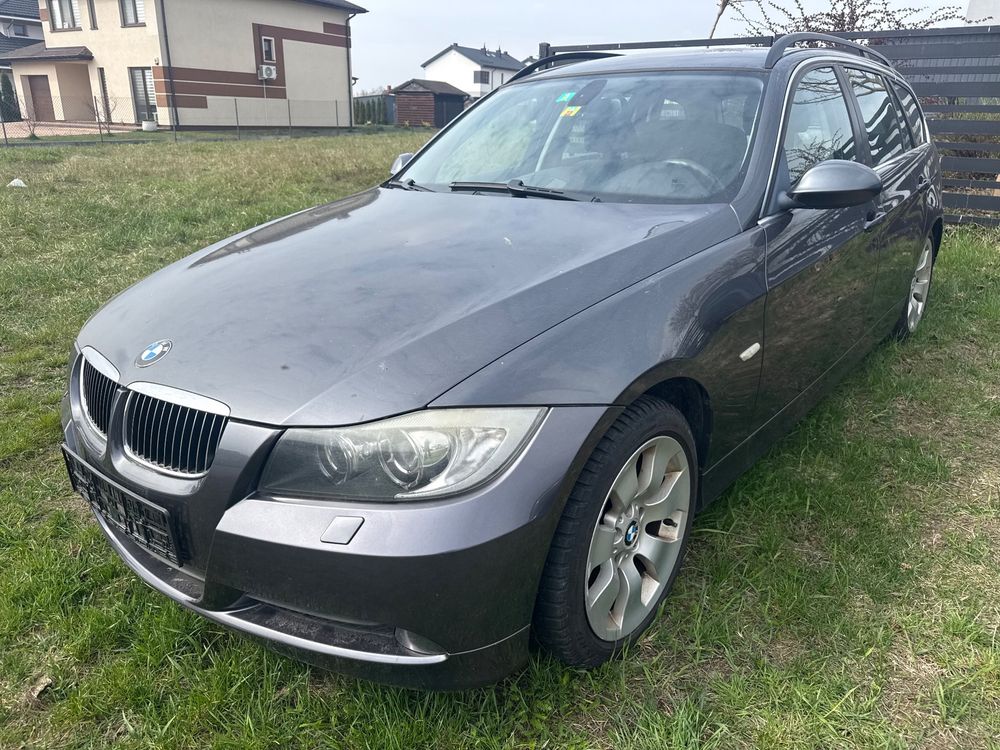 BMW 3 Series E90/E91/E92/E93 325xi 2006
