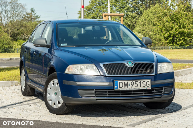 Skoda Octavia 1.6 Classic - 3