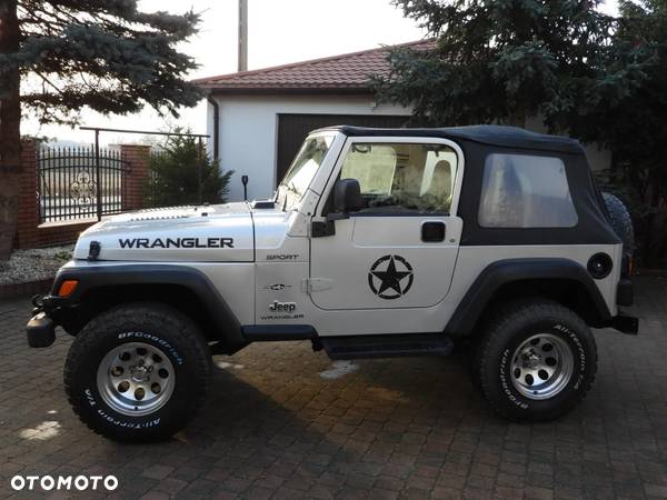 Jeep Wrangler 4.0 Sport - 7