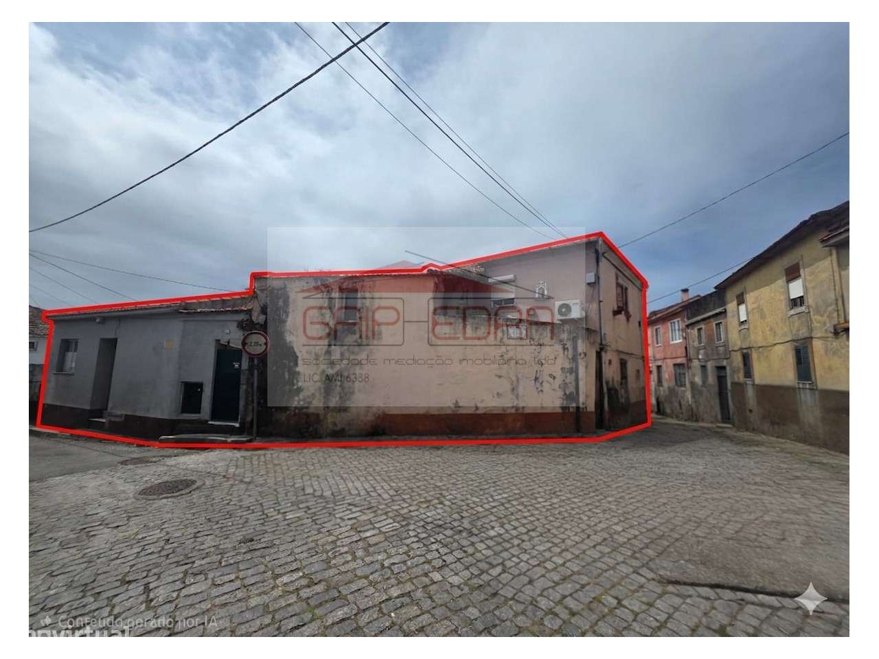 T3 Isolado com Varanda e Terraço em Gaia-4