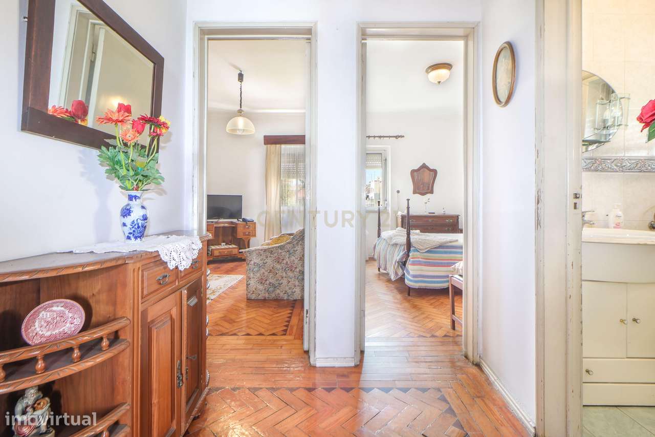 Apartamento T2 na Cruz de Pau - Amora - Seixal-10