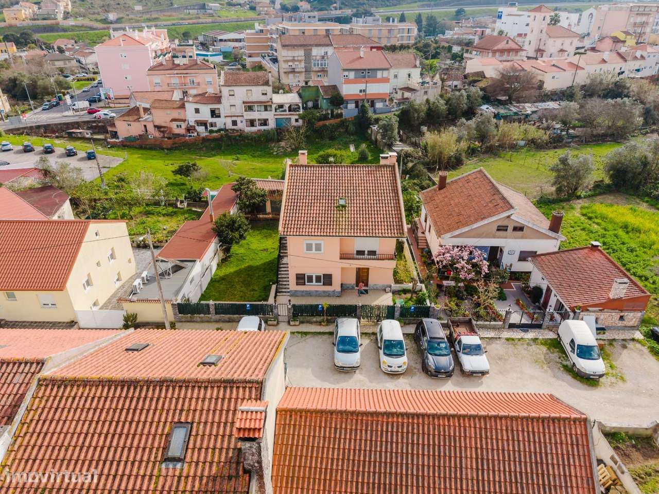 Moradia Independente em Caneças, Odivelas - T3+5-47