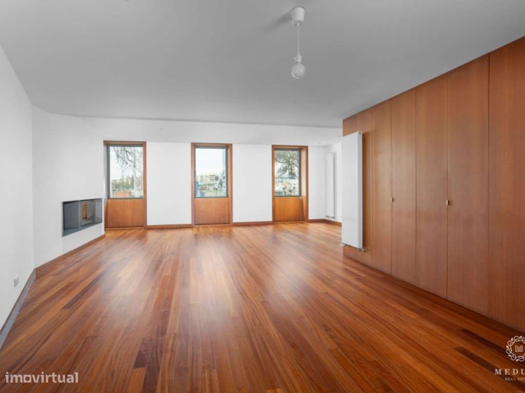 Moradia T4 | Centro Histórico de Leça da Palmeira - Grande imagem: 3/35