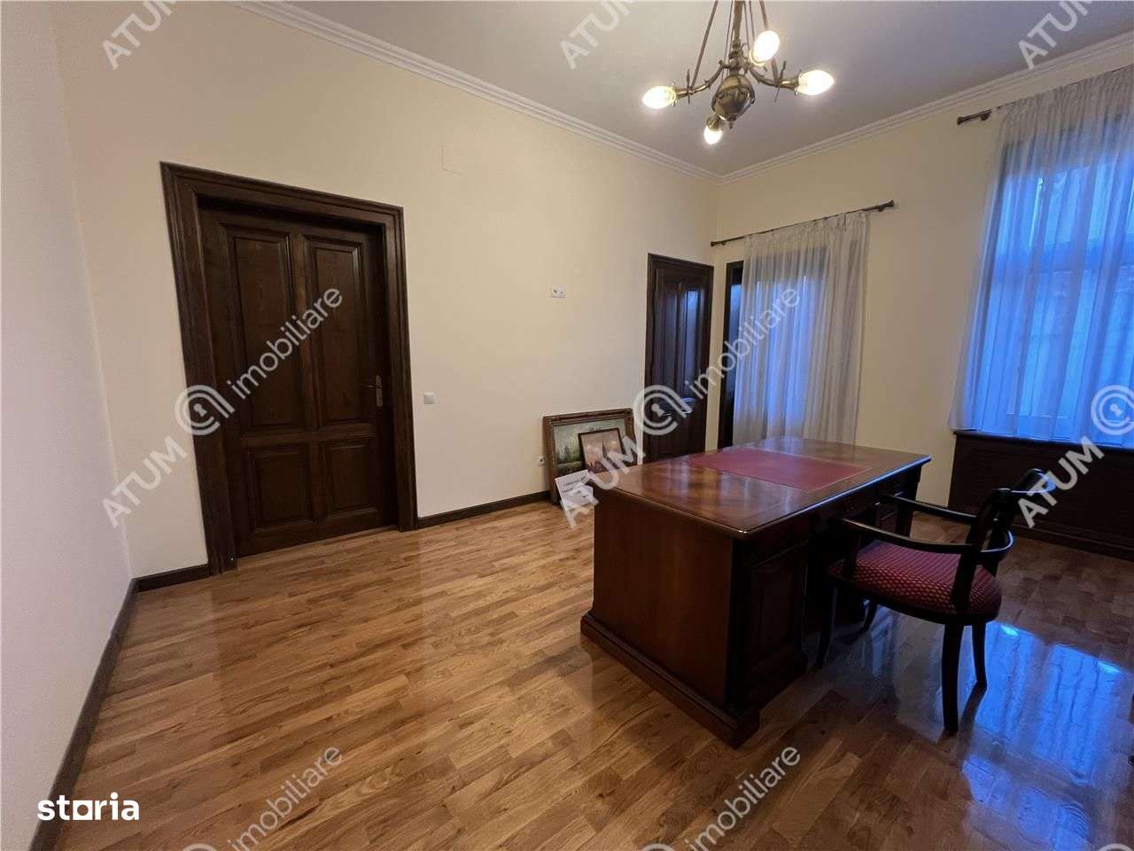 Spatiu birouri renovat cu 3 camere la parter pe Bld.Victoriei Sibiu - Imagine principală: 2/11